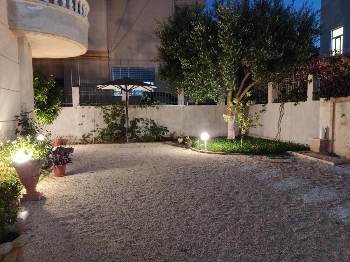 P-apartment *
